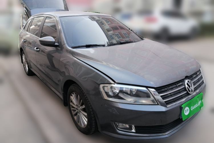 Used Volkswagen Gran Lavida 2013 1.4 TSI Manual Comfort Model Exterior 2