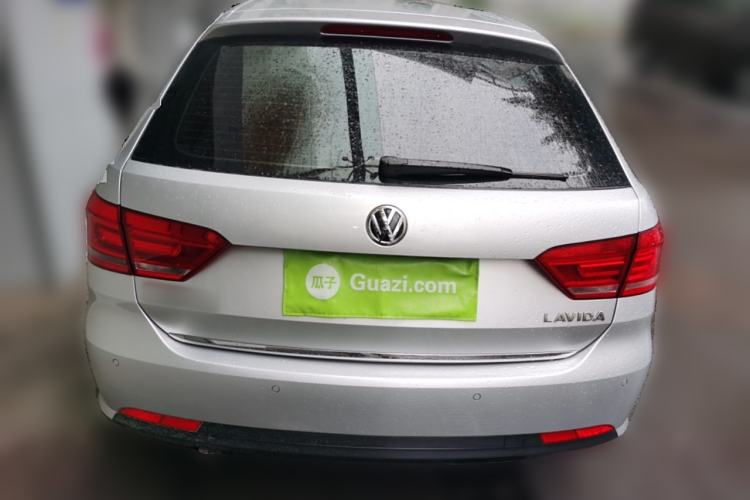 Used Volkswagen Gran Lavida 2013 1.6L Automatic Luxury Model Exterior 4