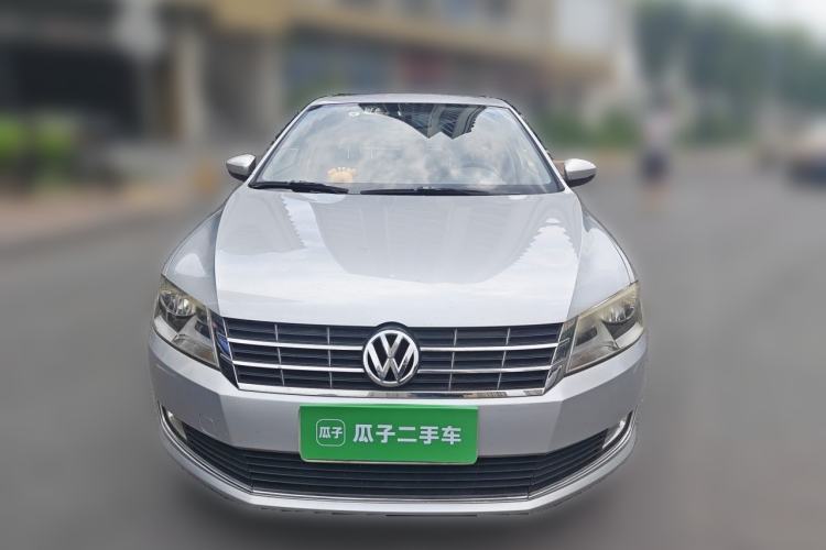 Used Volkswagen Gran Lavida 2013 1.6L Manual Comfort Model Front