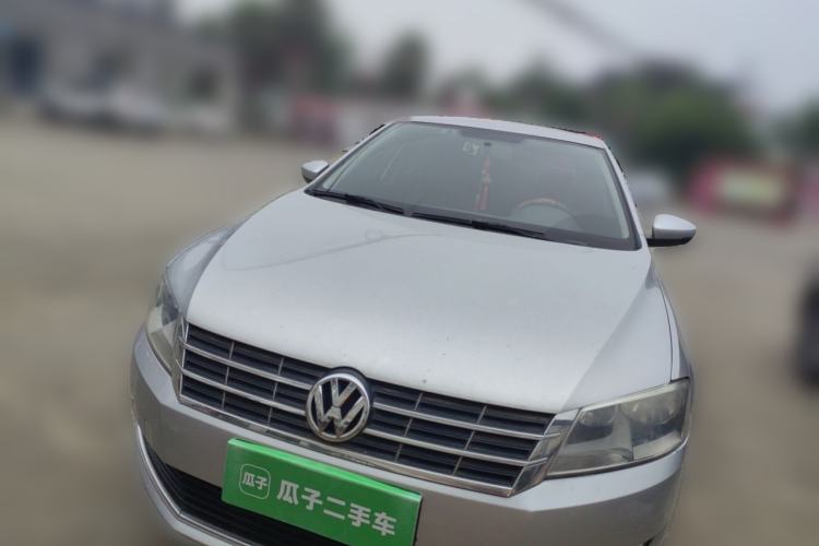 Used Volkswagen Gran Lavida 2013 1.6L Manual Comfort Model Front