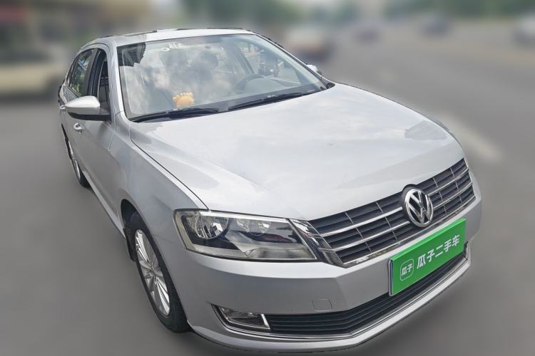 Used Volkswagen Gran Lavida 2013 1.6L Manual Comfort Model Front Right 45 Deg