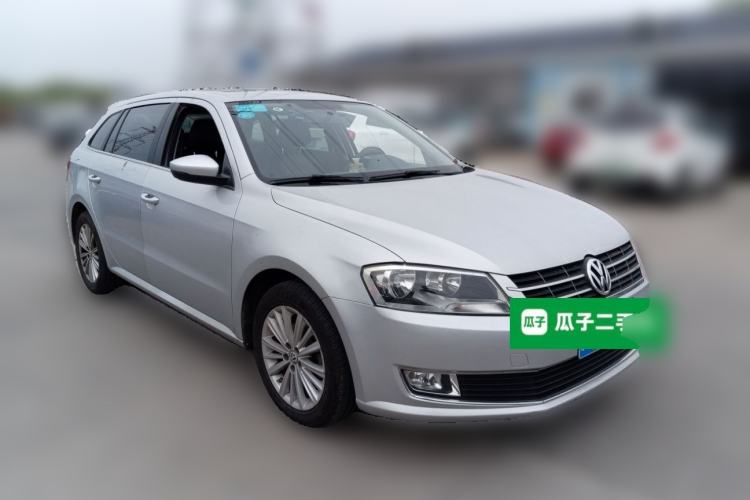 Used Volkswagen Gran Lavida 2013 1.6L Automatic Comfort Model Front Right 45 Deg