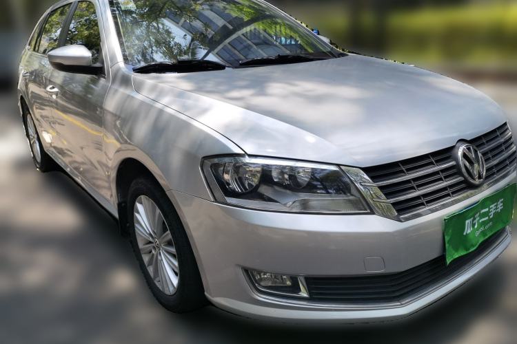Used Volkswagen Gran Lavida 2013 1.6L Automatic Comfort Model Front Right 45 Deg