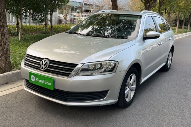 Used Volkswagen Gran Lavida 2013 1.6L Automatic Fashion Model
