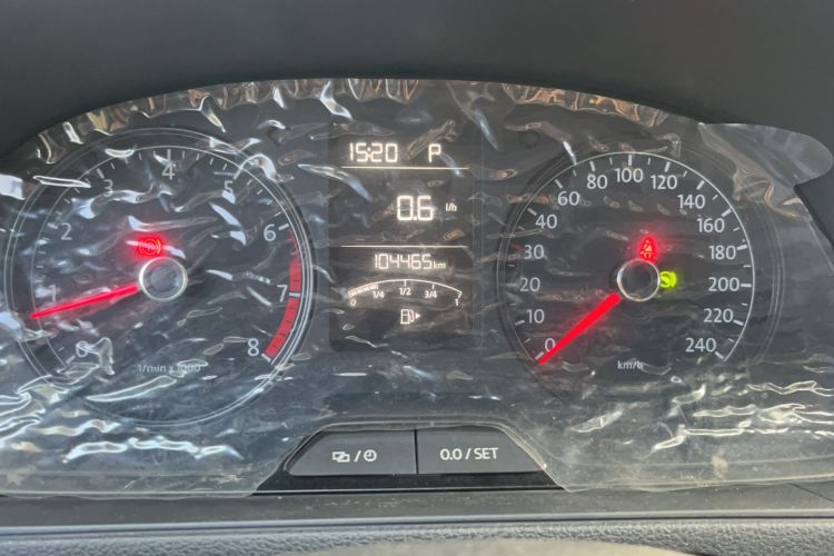 Used Volkswagen Gran Lavida 2013 1.6L Automatic Fashion Model Instrument Cluster