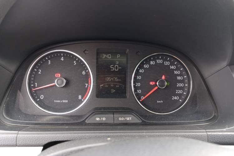 Used Volkswagen Gran Lavida 2013 1.6L Automatic Comfort Model Instrument Cluster