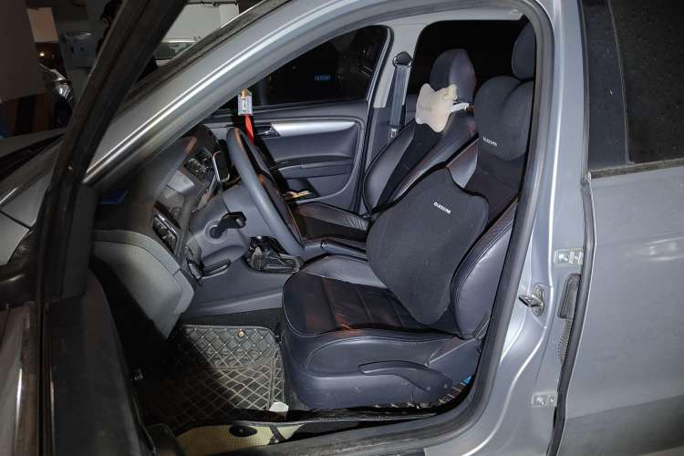 Used Volkswagen Gran Lavida 2013 1.6L Automatic Comfort Model Left Front Seat