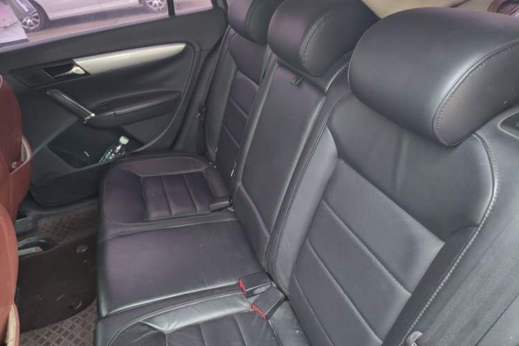Used Volkswagen Gran Lavida 2013 1.6L Manual Comfort Model Left Rear Seat