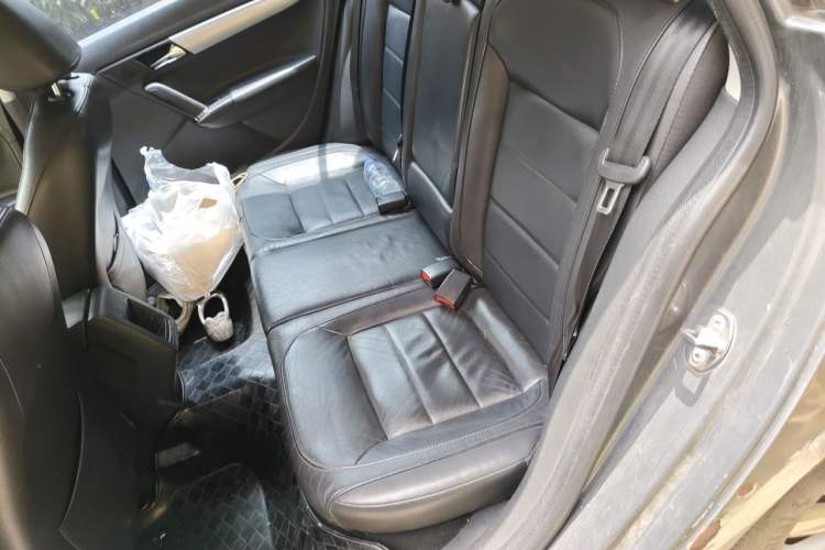 Used Volkswagen Gran Lavida 2013 1.6L Automatic Comfort Model Left Rear Seat