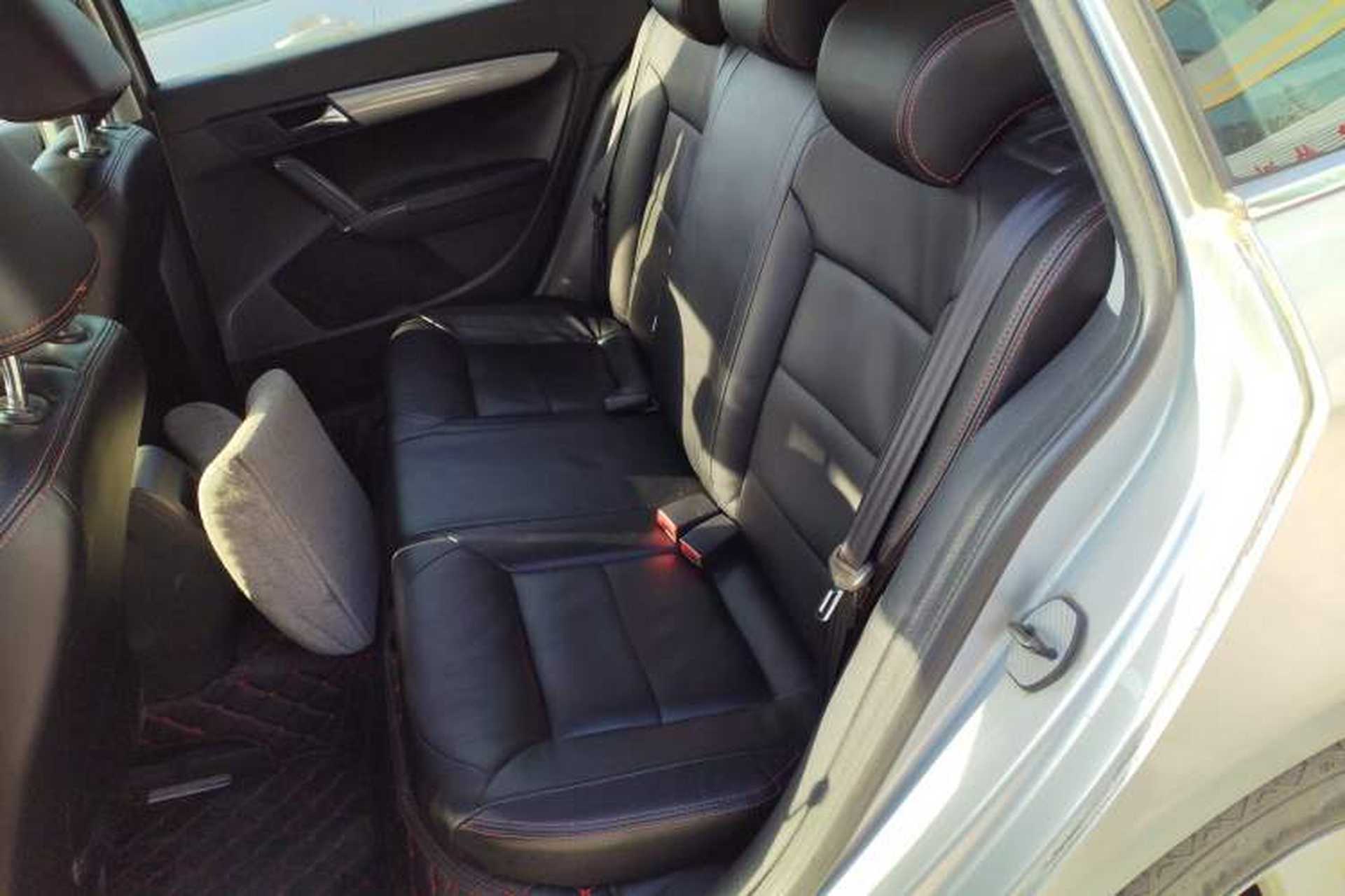 Used Volkswagen Gran Lavida 2013 1.6L Automatic Fashion Model Left Rear Seat