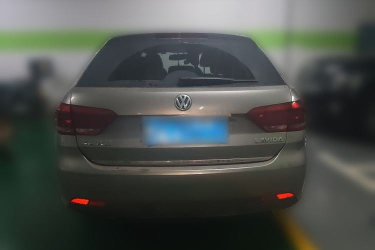 Used Volkswagen Gran Lavida 2013 1.6L Automatic Comfort Model Rear