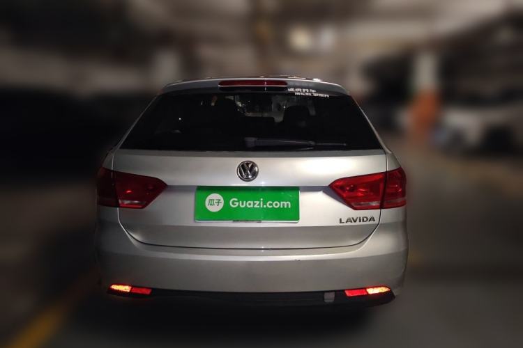 Used Volkswagen Gran Lavida 2013 1.6L Automatic Fashion Model Rear