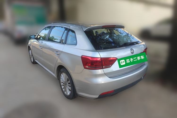 Used Volkswagen Gran Lavida 2013 1.4 TSI Automatic Comfort Model Rear Left 45 Deg