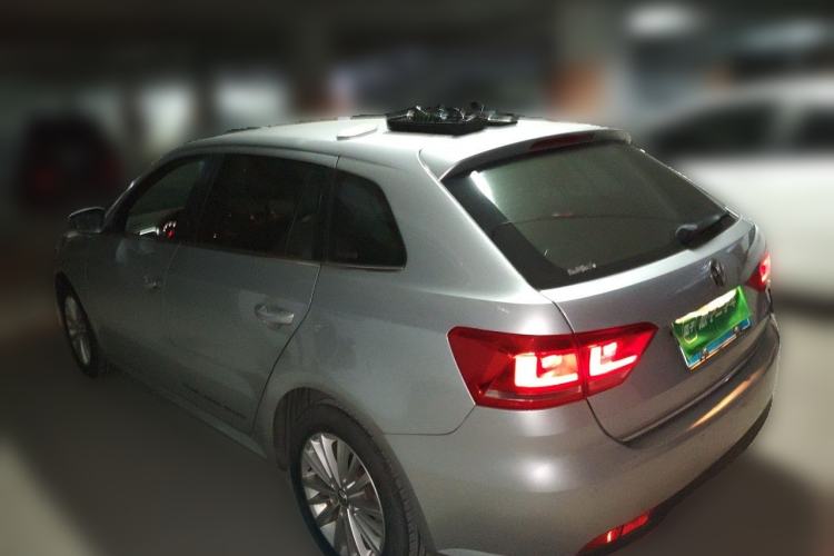 Used Volkswagen Gran Lavida 2013 1.4 TSI Automatic Comfort Model Rear Left 45 Deg