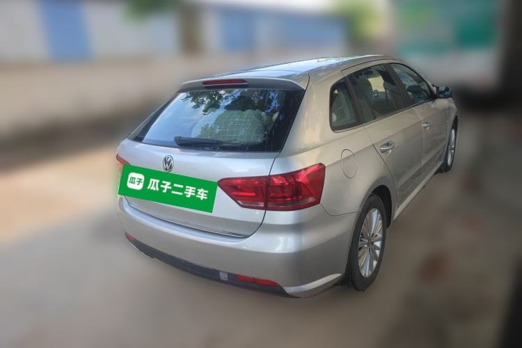 Used Volkswagen Gran Lavida 2013 1.4 TSI Automatic Comfort Model Rear Right 45 Deg