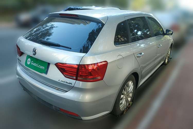 Used Volkswagen Gran Lavida 2013 1.6L Automatic Luxury Model Rear Right 45 Deg