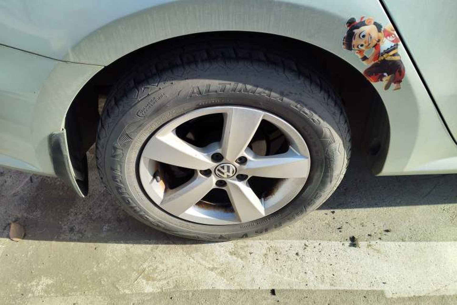 Used Volkswagen Gran Lavida 2013 1.6L Automatic Fashion Model Right Rear Wheel Hub