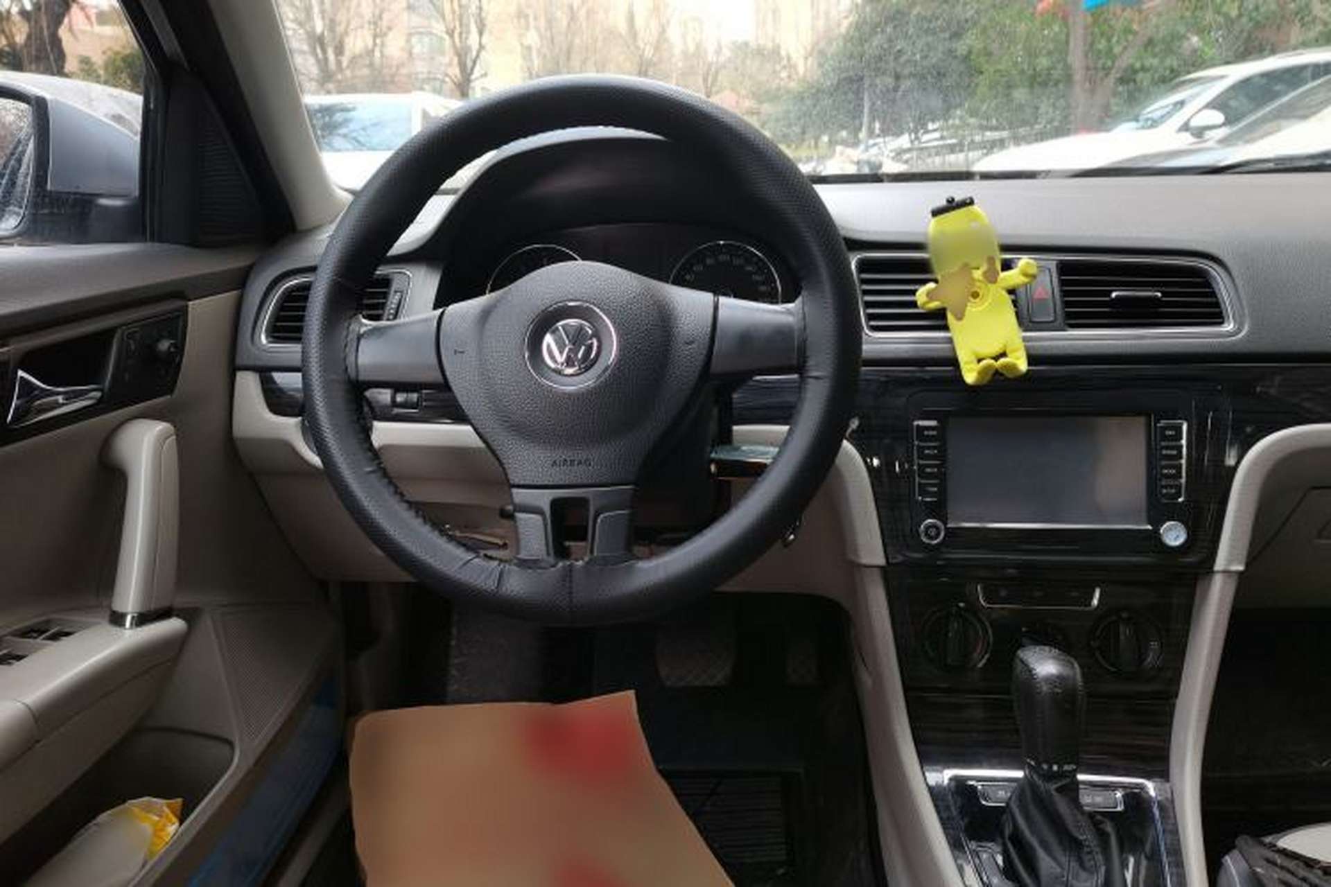 Used Volkswagen Gran Lavida 2013 1.6L Automatic Comfort Model Steering Wheel