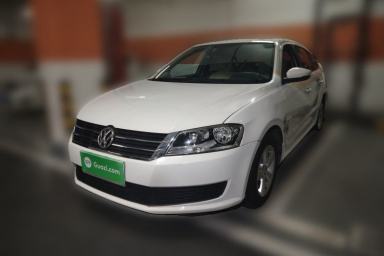 Used Volkswagen Gran Lavida 2013 1.6L Automatic Fashion Model