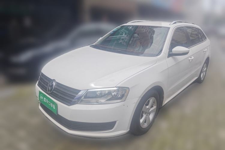 Used Volkswagen Gran Lavida 2013 1.6L Automatic Fashion Model Guazi used car, China used car export, Used car for sale, Used  cars, Cheapest cars for sale