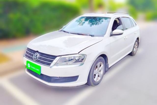 Used Volkswagen Gran Lavida 2013 1.6L Automatic Fashion Model