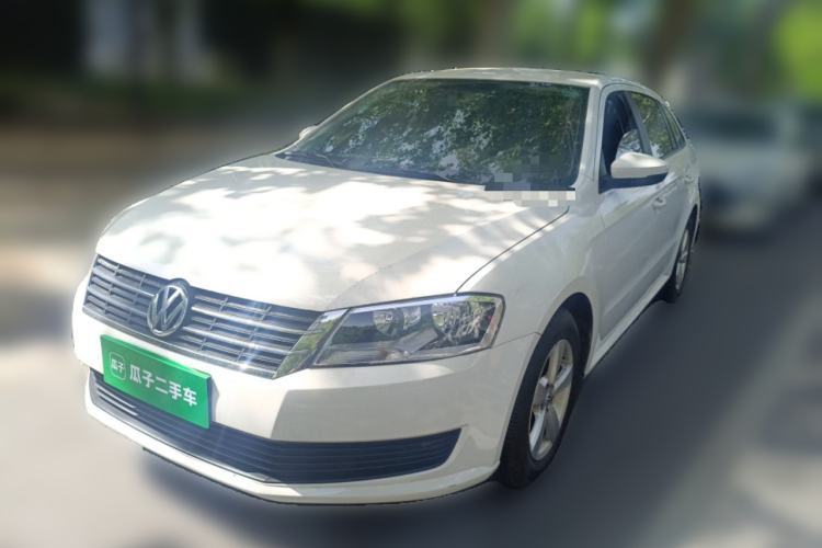 Used Volkswagen Gran Lavida 2013 1.6L Automatic Fashion Model Guazi used car, China used car export, Used car for sale, Used  cars, Cheapest cars for sale