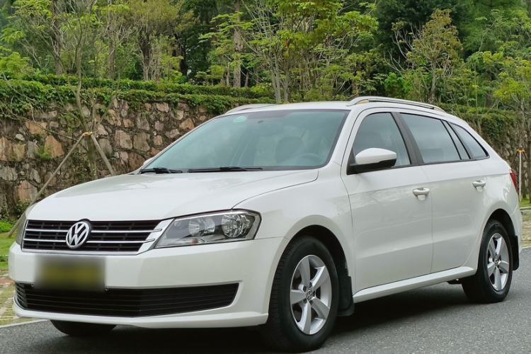 Ojetý Volkswagen Gran Lavida 2013 1.6L Automatic Fashion Model Guazi used car, China used car export, Used car for sale, Used cars, Cheapest cars for sale