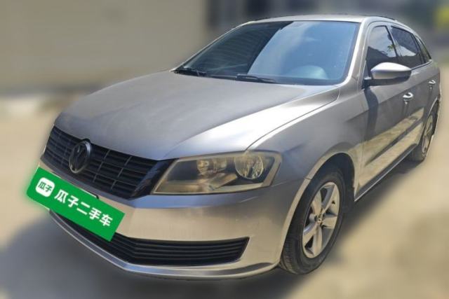 Used Volkswagen Gran Lavida 2013 1.6L Automatic Fashion Model