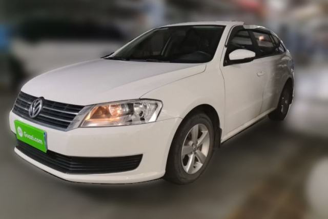 Used Volkswagen Gran Lavida 2013 1.6L Automatic Fashion Model