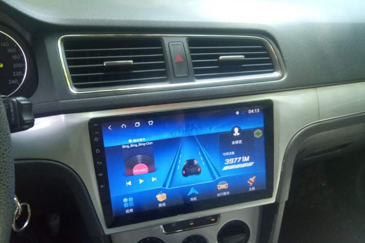 Used Volkswagen Gran Lavida 2013 1.4 TSI Automatic Comfort Model Audio And AC Panel