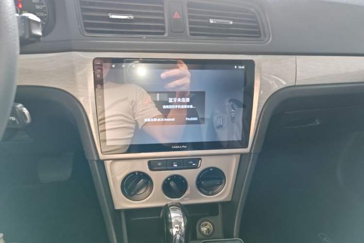Used Volkswagen Gran Lavida 2013 1.6L Automatic Fashion Model Audio And AC Panel