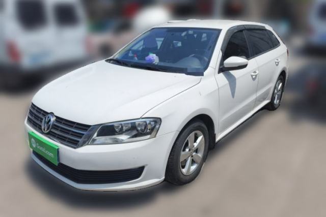 Used Volkswagen Gran Lavida 2013 1.6L Automatic Fashion Model