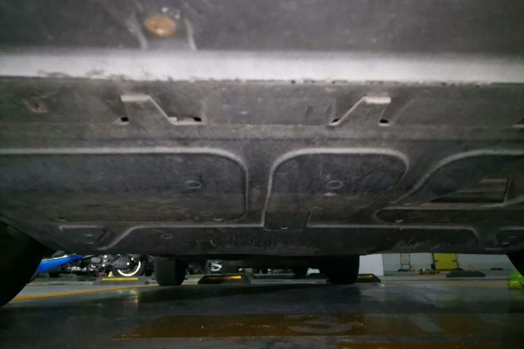 Used Volkswagen Gran Lavida 2013 1.6L Automatic Fashion Model Chassis Front