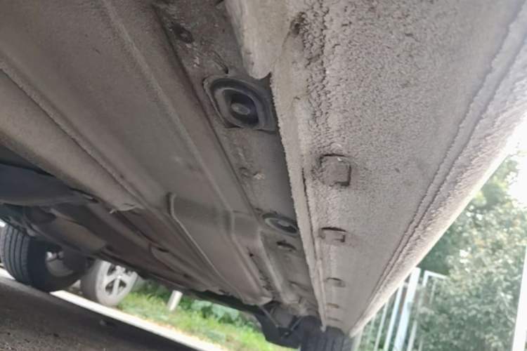 Used Volkswagen Gran Lavida 2013 1.6L Automatic Comfort Model Chassis Front Left