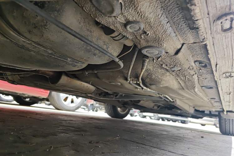 Used Volkswagen Gran Lavida 2013 1.6L Manual Comfort Model Chassis Rear Right