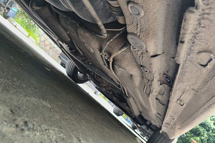 Used Volkswagen Gran Lavida 2013 1.6L Automatic Comfort Model Chassis Rear Right