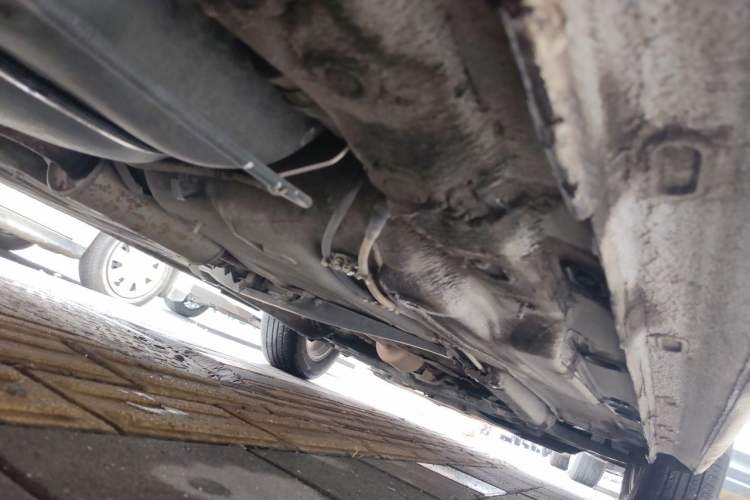 Used Volkswagen Gran Lavida 2013 1.6L Automatic Fashion Model Chassis Rear Right