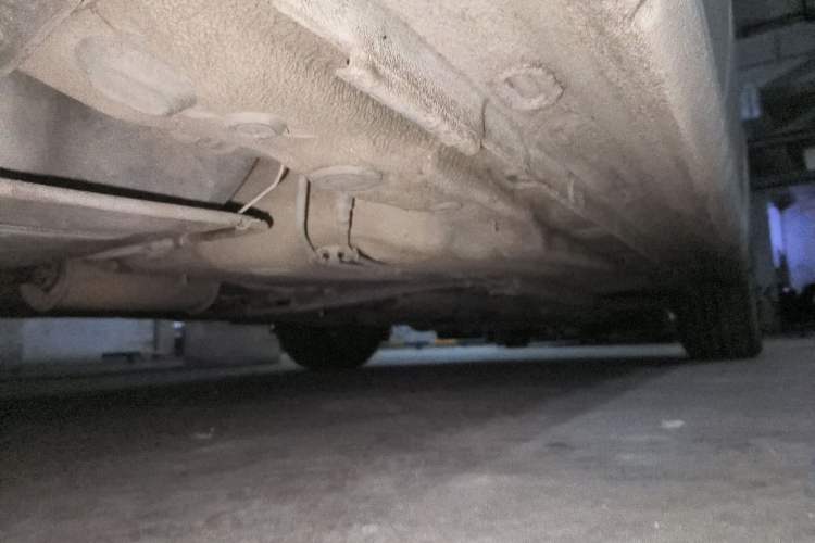 Used Volkswagen Gran Lavida 2013 1.6L Automatic Comfort Model Chassis Rear Right