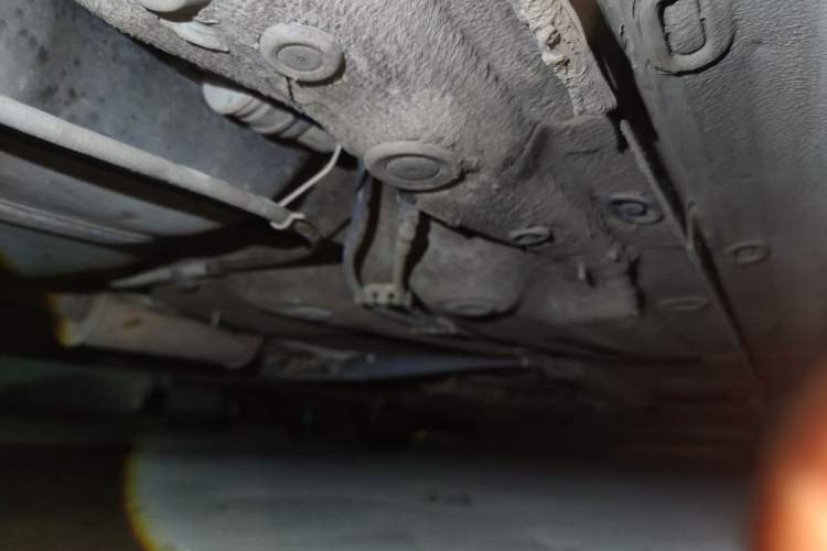 Used Volkswagen Gran Lavida 2013 1.6L Manual Fashion Model Chassis Rear Right