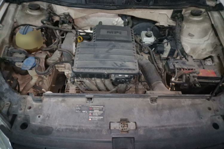 Used Volkswagen Gran Lavida 2013 1.6L Automatic Fashion Model Engine Bay