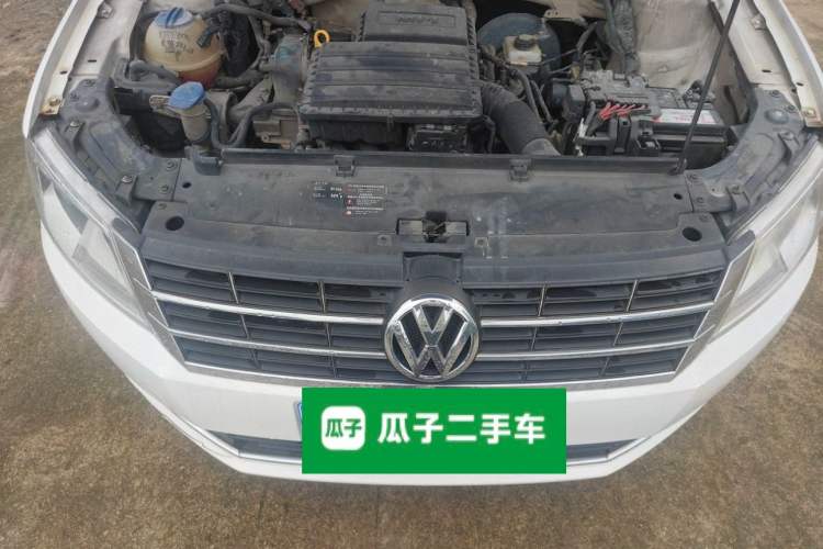 Used Volkswagen Gran Lavida 2013 1.6L Automatic Comfort Model Engine Bay