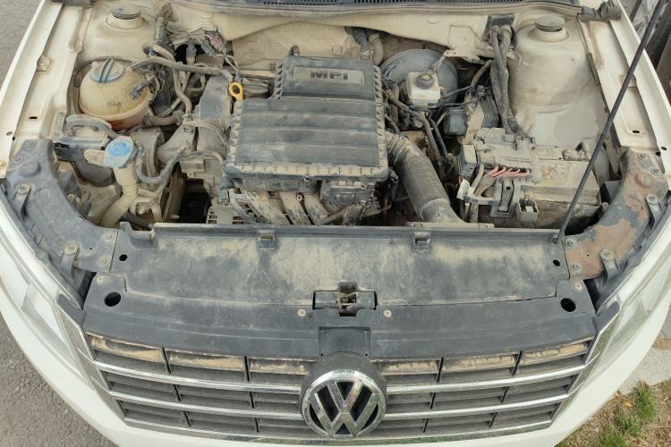 Used Volkswagen Gran Lavida 2013 1.6L Automatic Fashion Model Engine Bay