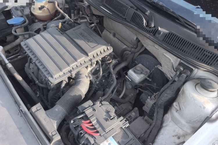 Used Volkswagen Gran Lavida 2013 1.6L Automatic Comfort Model Engine Bay Left