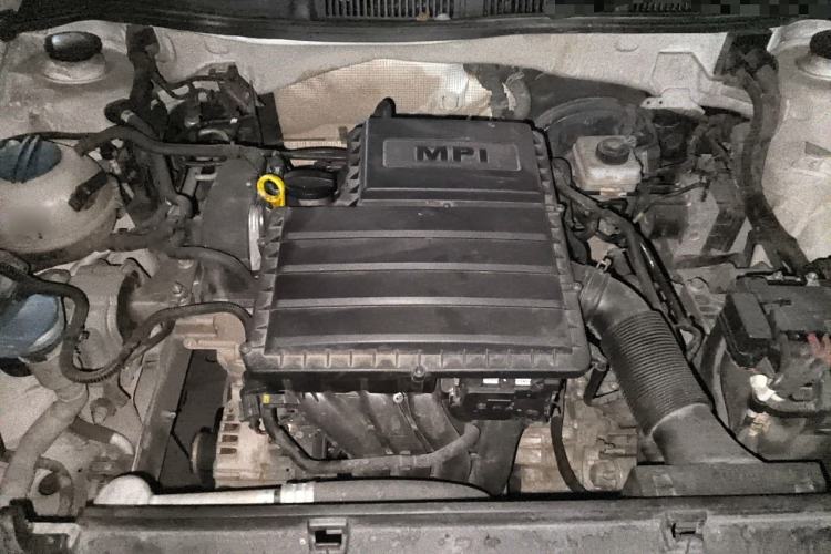 Used Volkswagen Gran Lavida 2013 1.6L Automatic Comfort Model Engine Bay