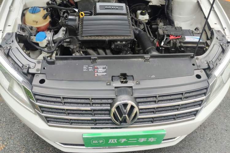 Used Volkswagen Gran Lavida 2013 1.6L Automatic Comfort Model Engine Bay