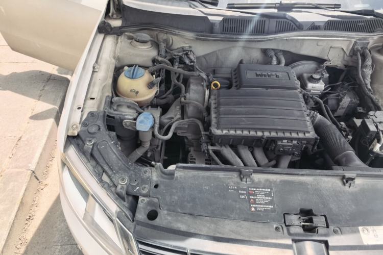 Used Volkswagen Gran Lavida 2013 1.6L Automatic Comfort Model Engine Bay Right
