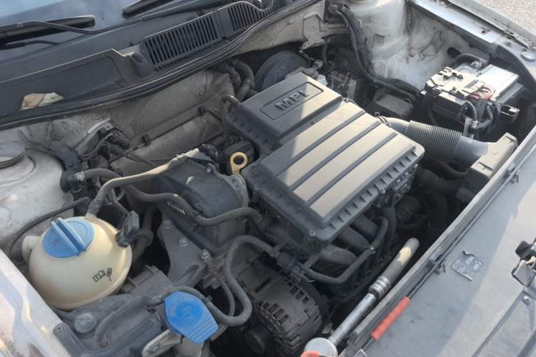 Used Volkswagen Gran Lavida 2013 1.6L Automatic Comfort Model Engine Bay Right
