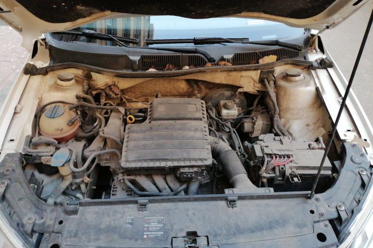 Used Volkswagen Gran Lavida 2013 1.6L Automatic Fashion Model Engine Bay