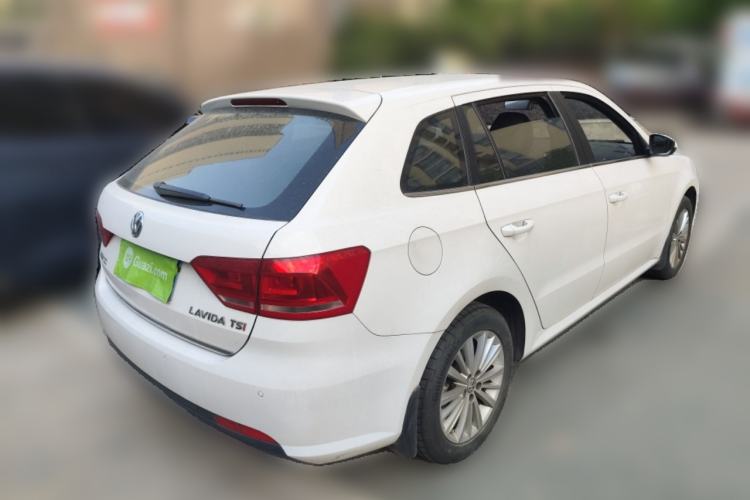 Used Volkswagen Gran Lavida 2013 1.4 TSI Automatic Comfort Model Exterior 2