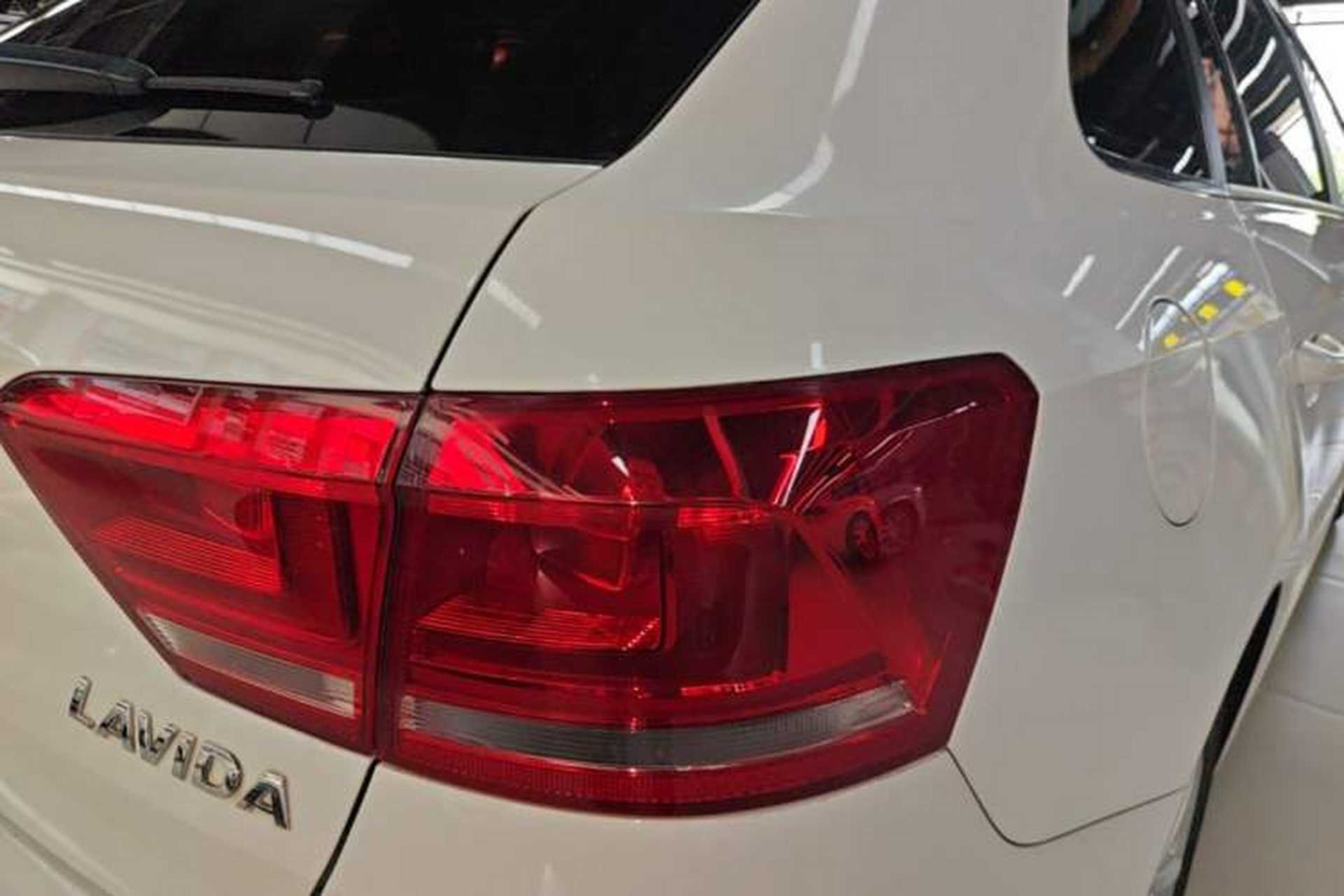 Used Volkswagen Gran Lavida 2013 1.6L Automatic Fashion Model Exterior 3